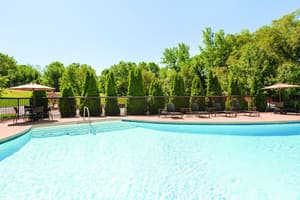 thumbnail: Pool