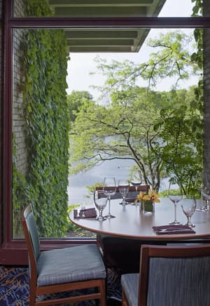 thumbnail: Restaurant