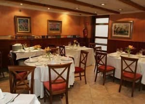 thumbnail: Restaurant