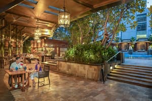 thumbnail: Restaurant