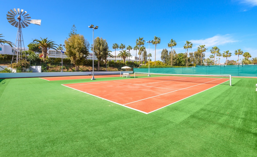 Tennis court