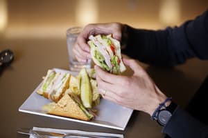 thumbnail: Dining