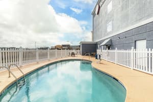 thumbnail: Outdoor pool