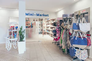 thumbnail: Gift shop