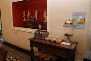 thumbnail: Breakfast area