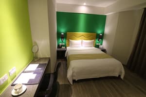 thumbnail: Room