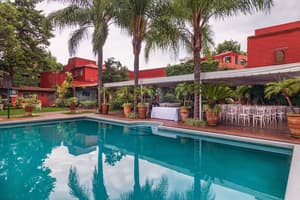 thumbnail: Outdoor pool
