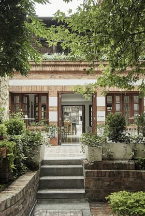 thumbnail: Exterior