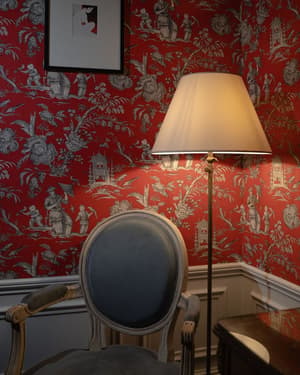 thumbnail: Interior