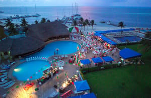 thumbnail: Outdoor pool