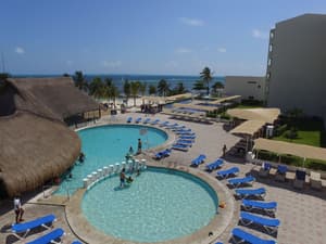 thumbnail: Outdoor pool