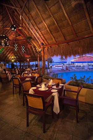 thumbnail: Restaurant