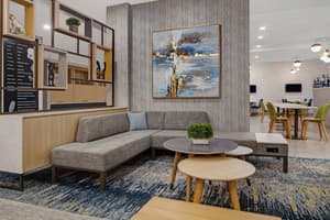 thumbnail: Lobby lounge