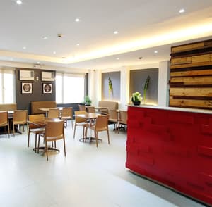 thumbnail: Restaurant