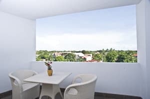 thumbnail: Balcony