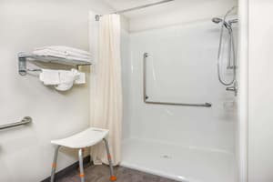 thumbnail: Laundry room