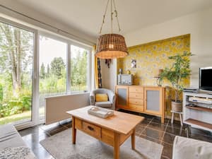 thumbnail: Living room