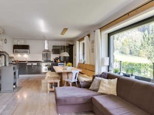 thumbnail: Living area
