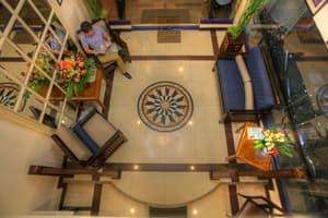 thumbnail: Lobby sitting area