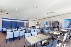 thumbnail: Breakfast area