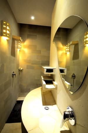 thumbnail: Interior