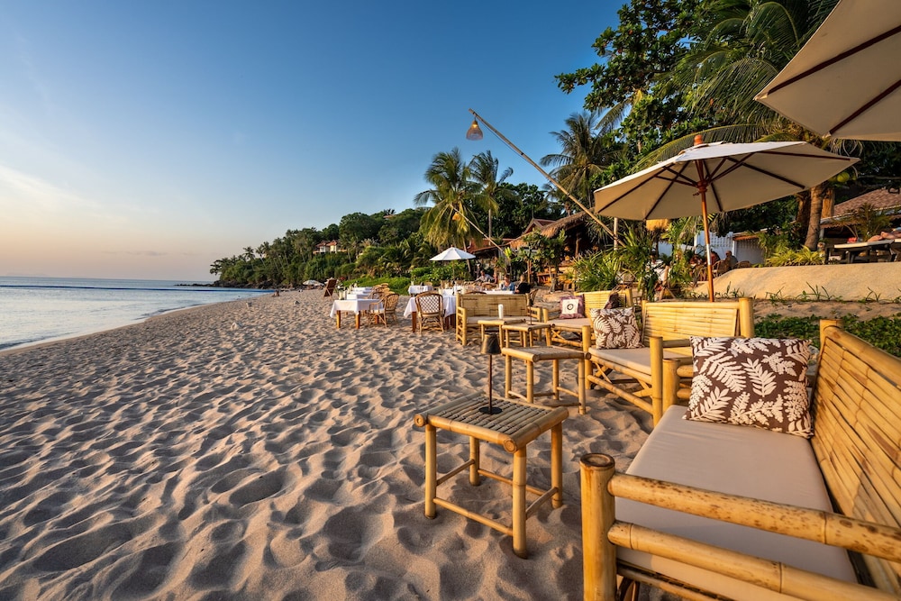 Beach bar