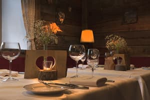 thumbnail: Restaurant