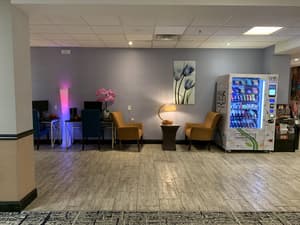 thumbnail: Business center