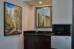 thumbnail: Minibar