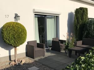 thumbnail: Exterior