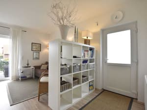 thumbnail: Interior