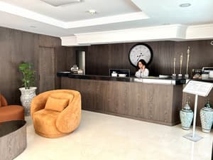 thumbnail: Reception