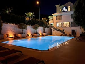 thumbnail: Exterior