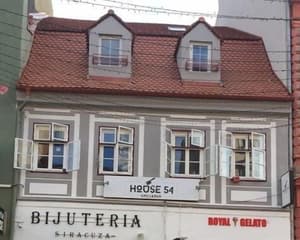 thumbnail: Exterior
