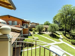 thumbnail: Garden