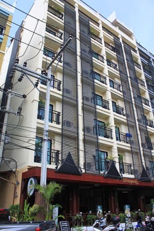 thumbnail: Exterior
