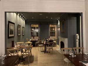 thumbnail: Restaurant