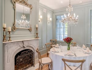 thumbnail: Restaurant
