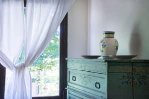 thumbnail: Interior detail