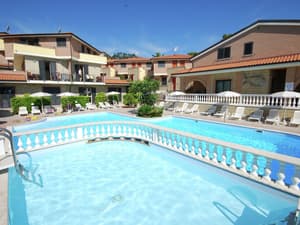 thumbnail: Pool