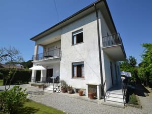 thumbnail: Exterior