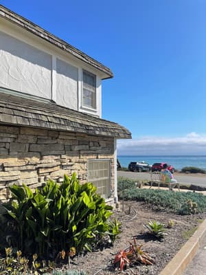 thumbnail: Exterior