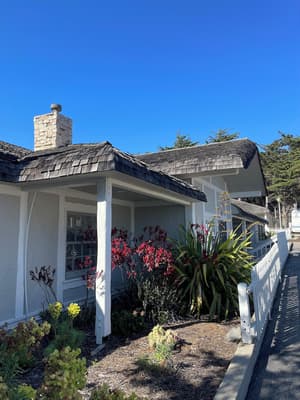 thumbnail: Exterior