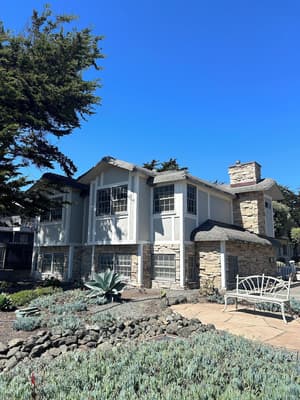 thumbnail: Front of property