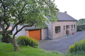 thumbnail: Exterior
