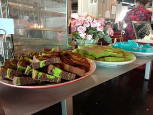 thumbnail: Buffet