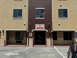 thumbnail: Exterior