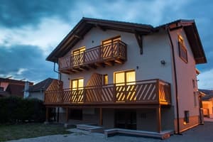 thumbnail: Exterior