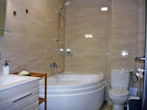 thumbnail: Private kitchenette