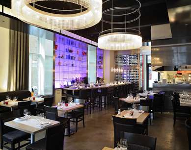 Dining,Dining Area,Restaurant,On-Site